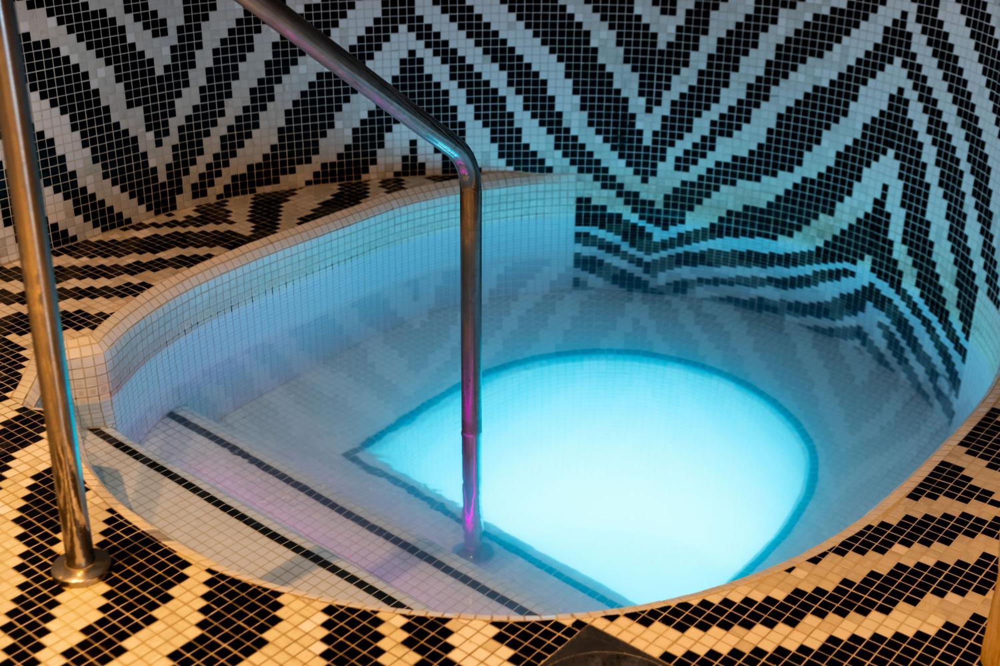 Emporium Hotel South Bank Brisbane Kültér fotó A Turkish bath