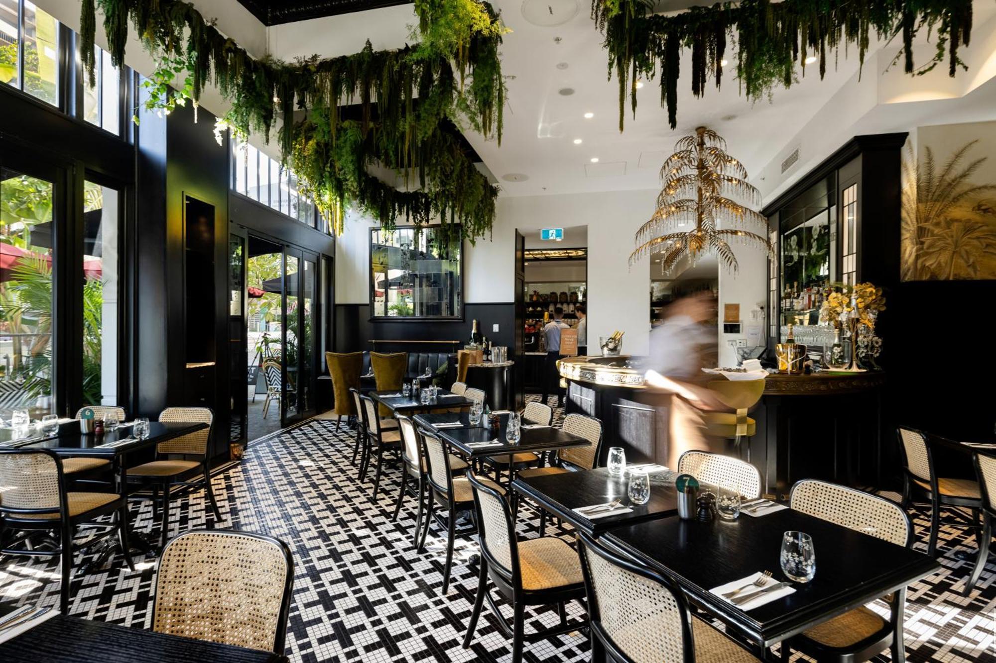 Emporium Hotel South Bank Brisbane Kültér fotó The interior of the restaurant