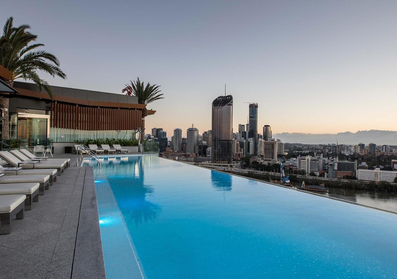 Emporium Hotel South Bank Brisbane Kültér fotó Infinity Pool at Emporio